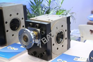 医用导管精密挤出生产线为什么要安装熔体泵？